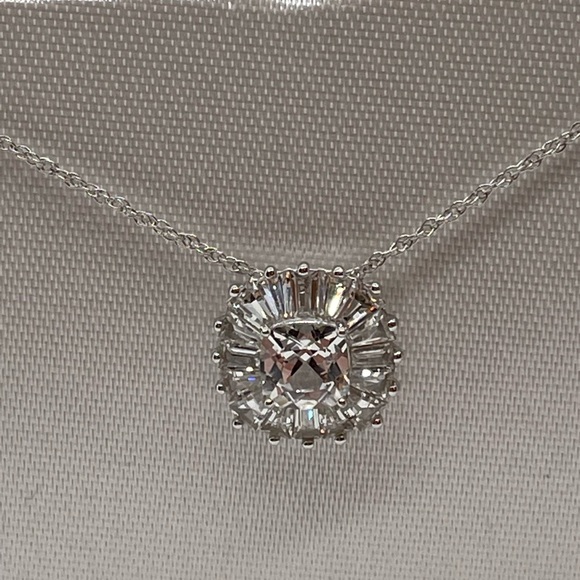 Jewelry - White Sapphires Pendant Necklace